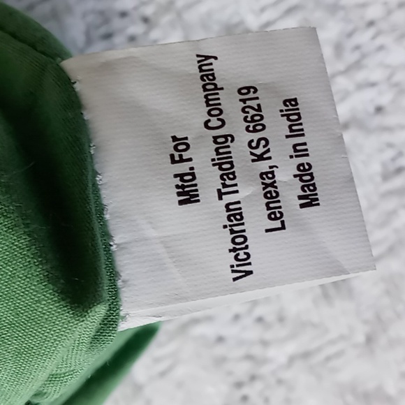 Victorian Trading Co. Embroidered Cosmetic/Clutch Bag - Picture 6 of 11